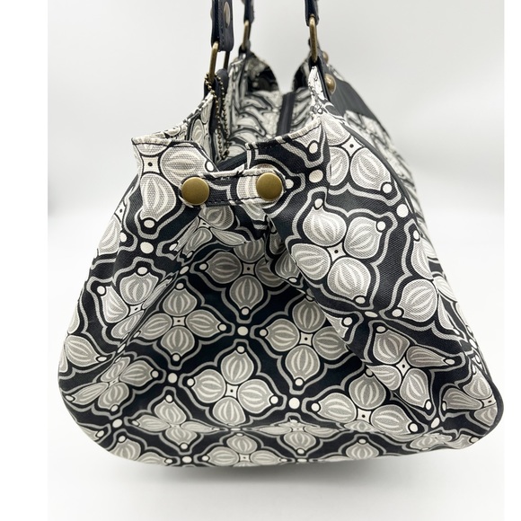 Petunia pickle bottom diaper bag - Picture 3 of 6